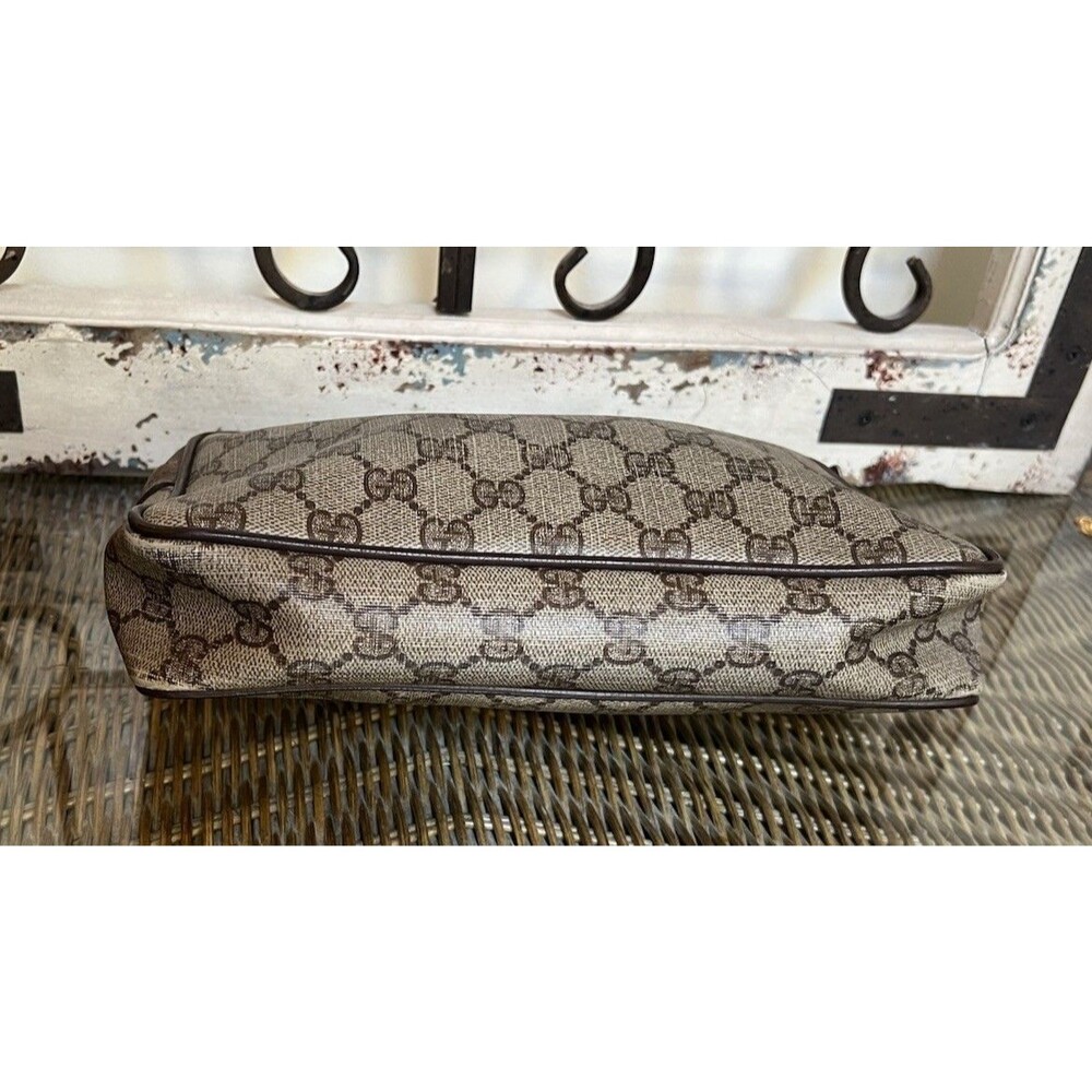 Gucci Vintage 1970’s/1980's Classic GG Monogram Wristlet Travel Pouch - Picture 5 of 14